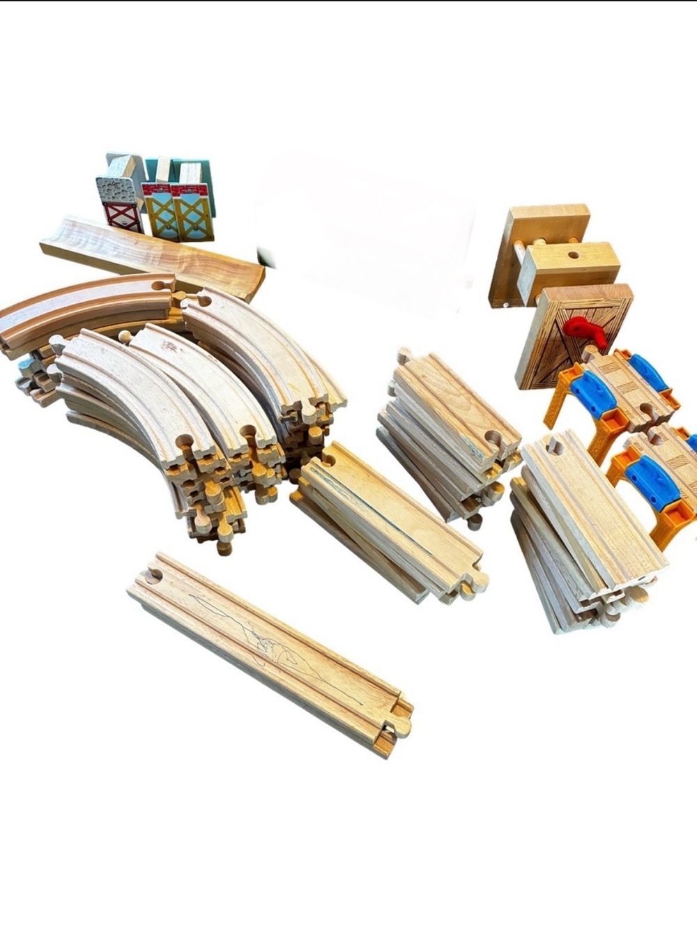 Melissa & Doug Wooden Railway Track Lot 65pc Thomas Brio Compatible